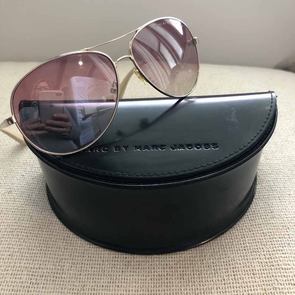 Marc by Marc Jacobs Aviator Sunnies ☀️